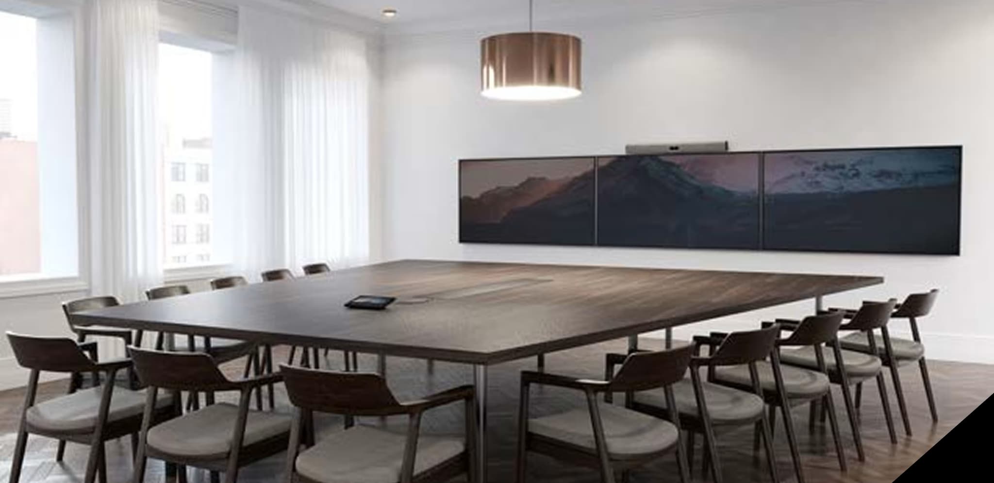 MEETING ROOMS AND COLLABORATION