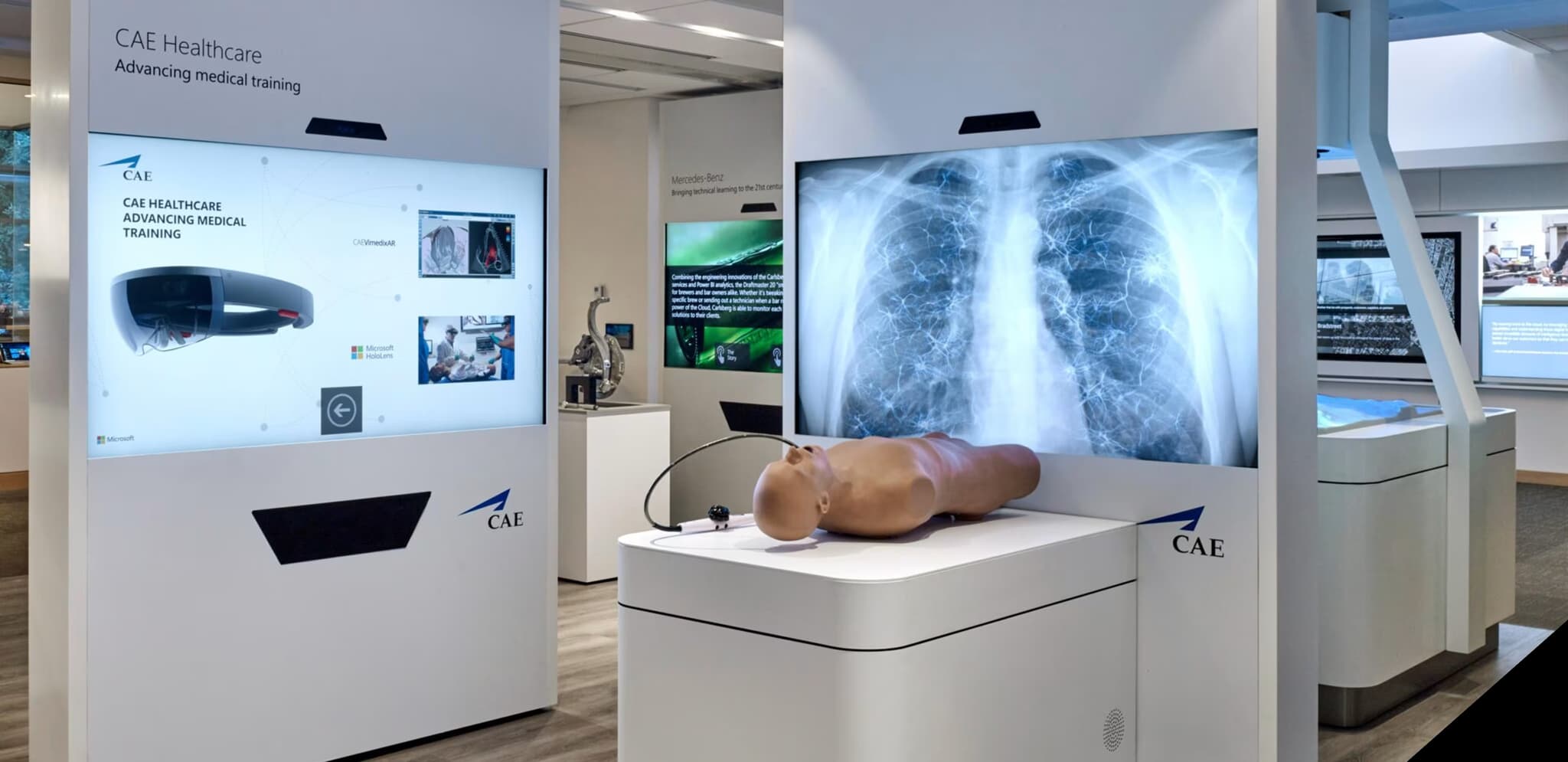 Immersive learning environments